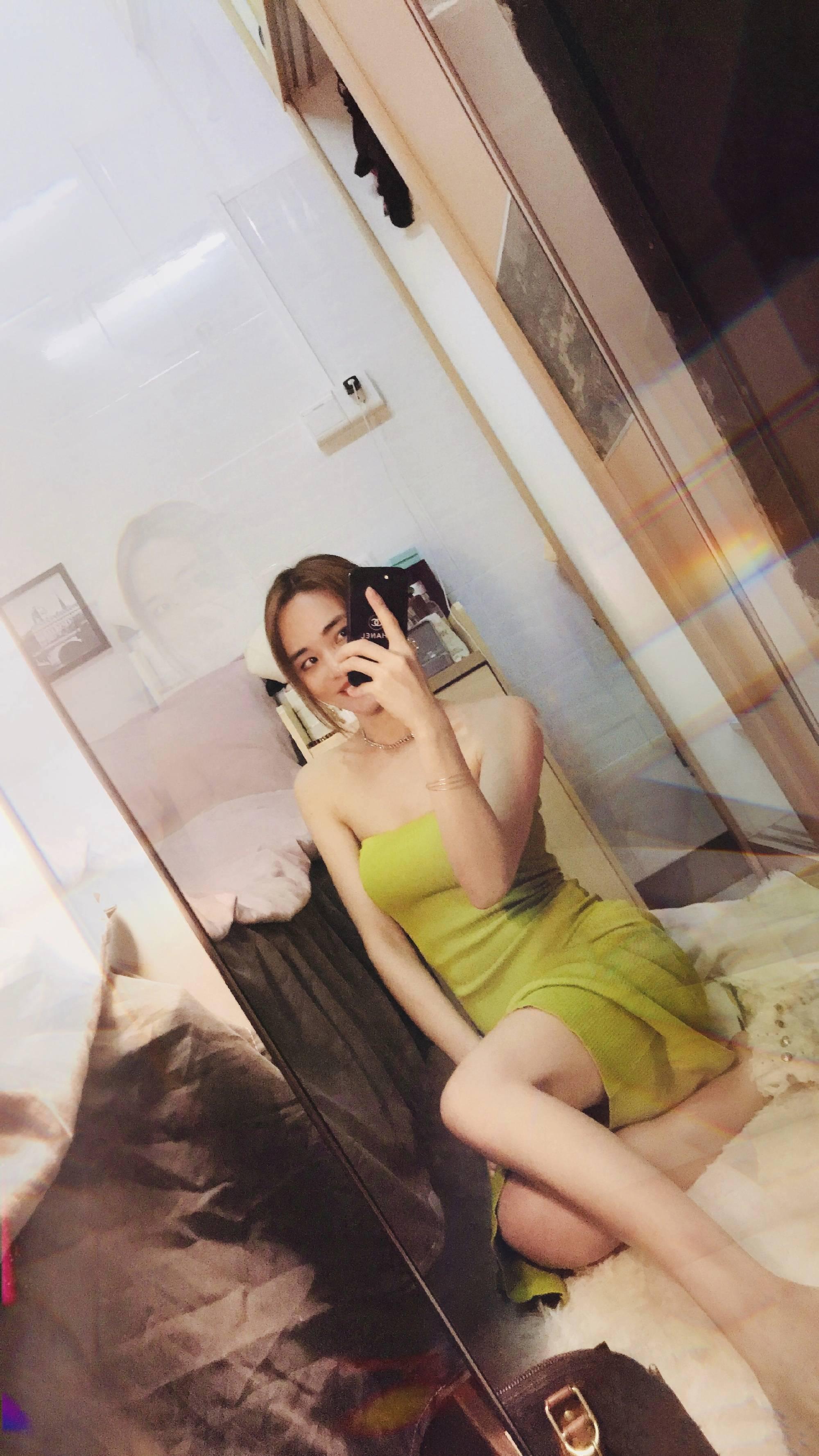 眉清目秀，柔情似水