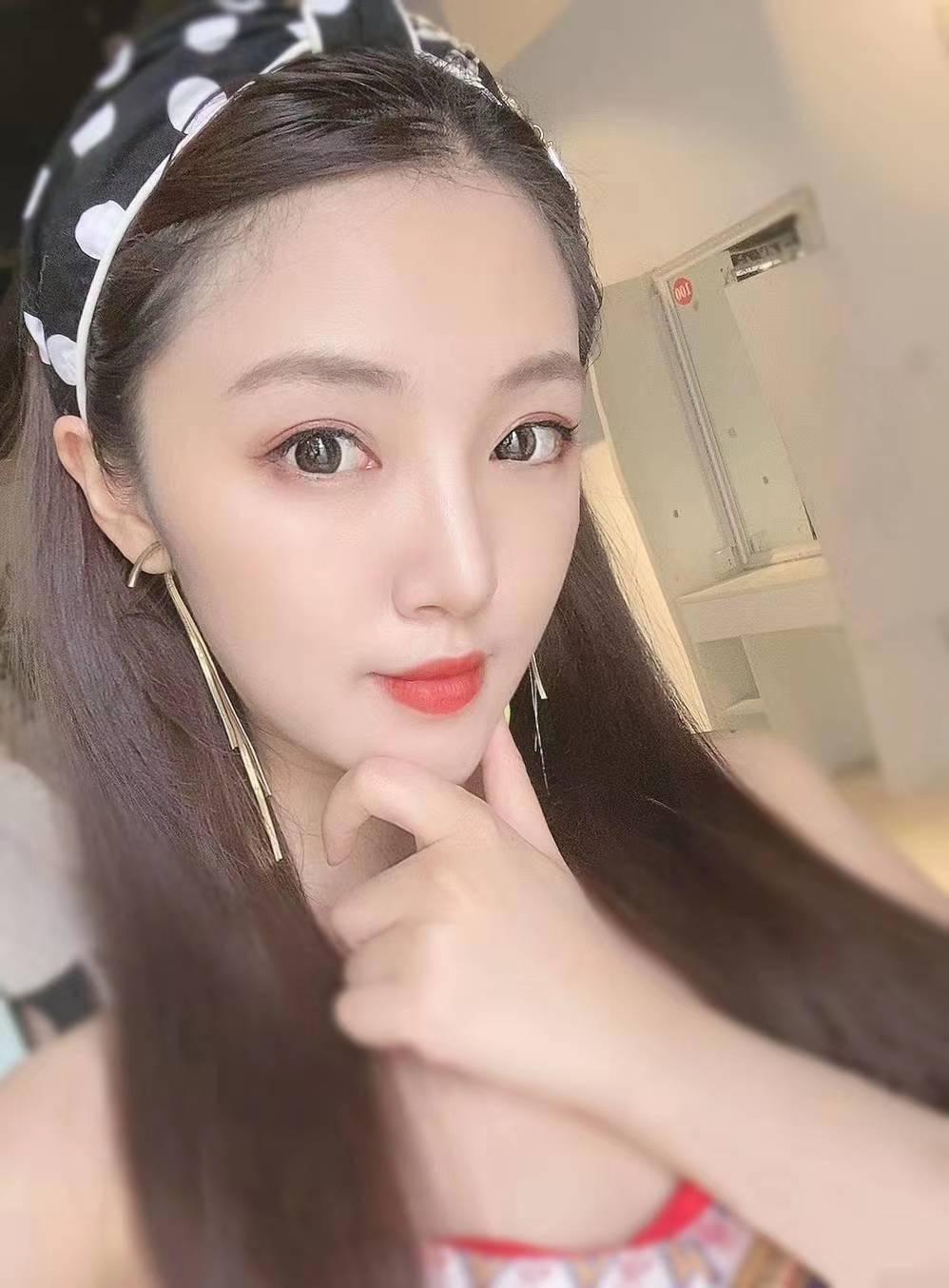 特别推荐170大长腿，胸控服务控kiss. she~吻巨有感觉，千万别错过哦